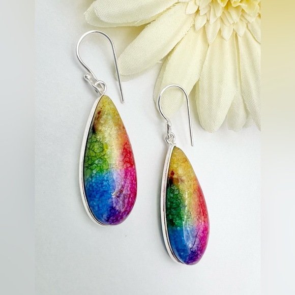 RAINBOW SOLAR QUARTZ EARRINGS - Picture 6 of 7